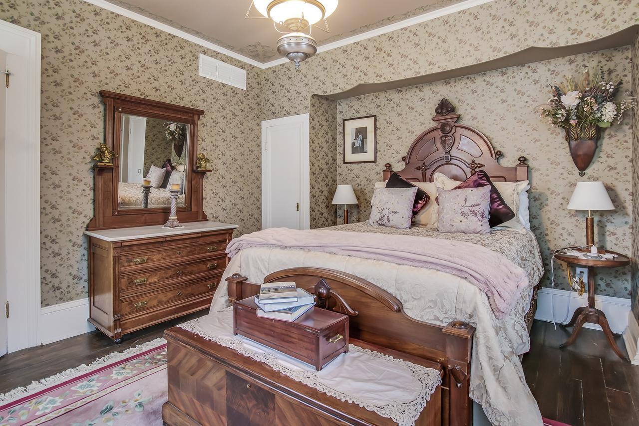 Baert Baron Mansion Bed & Breakfast Zeeland Exterior photo