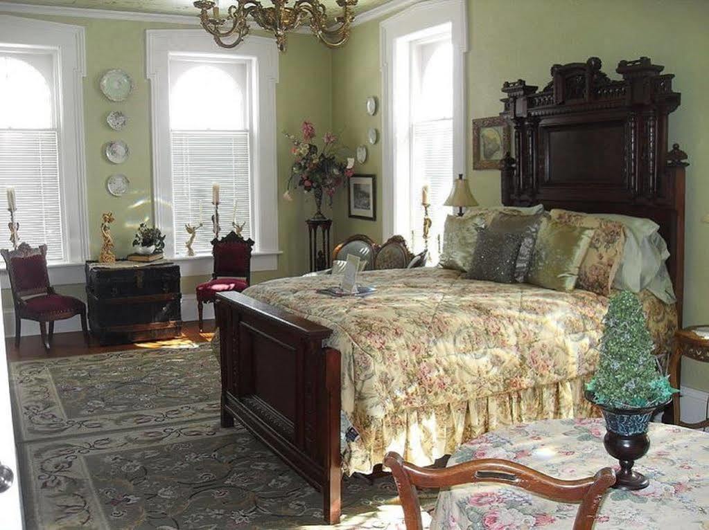 Baert Baron Mansion Bed & Breakfast Zeeland Exterior photo